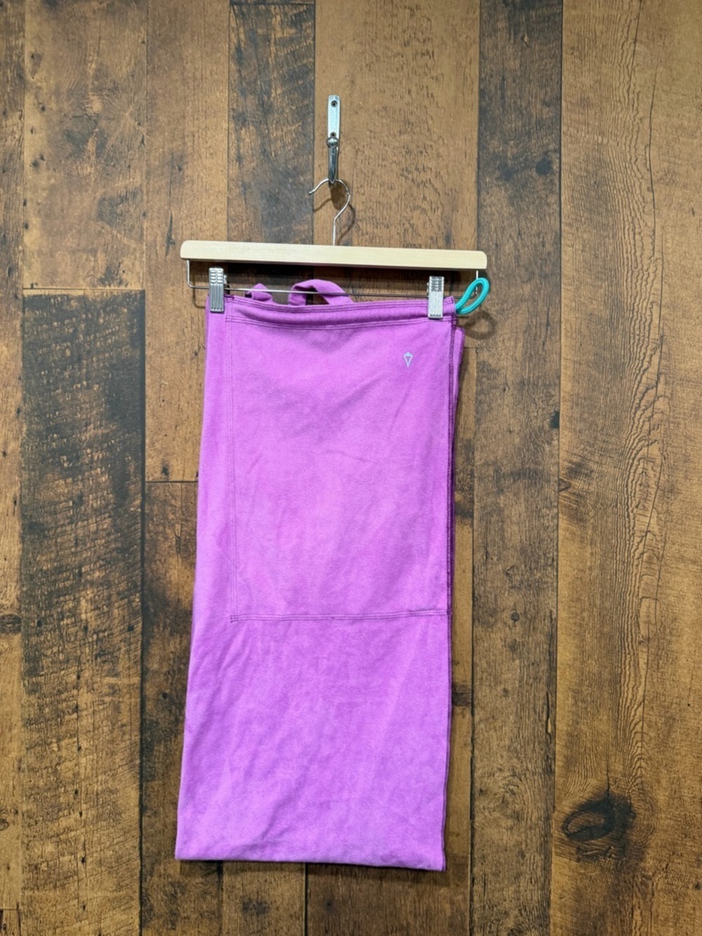 Ivivva by lululemon purple towel wrap?